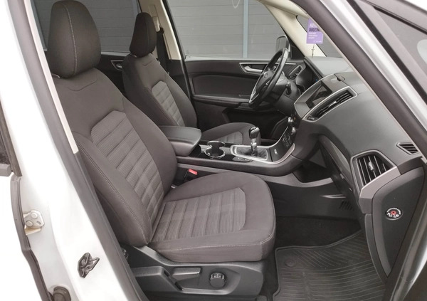 Ford Galaxy cena 78900 przebieg: 188251, rok produkcji 2019 z Gniew małe 562